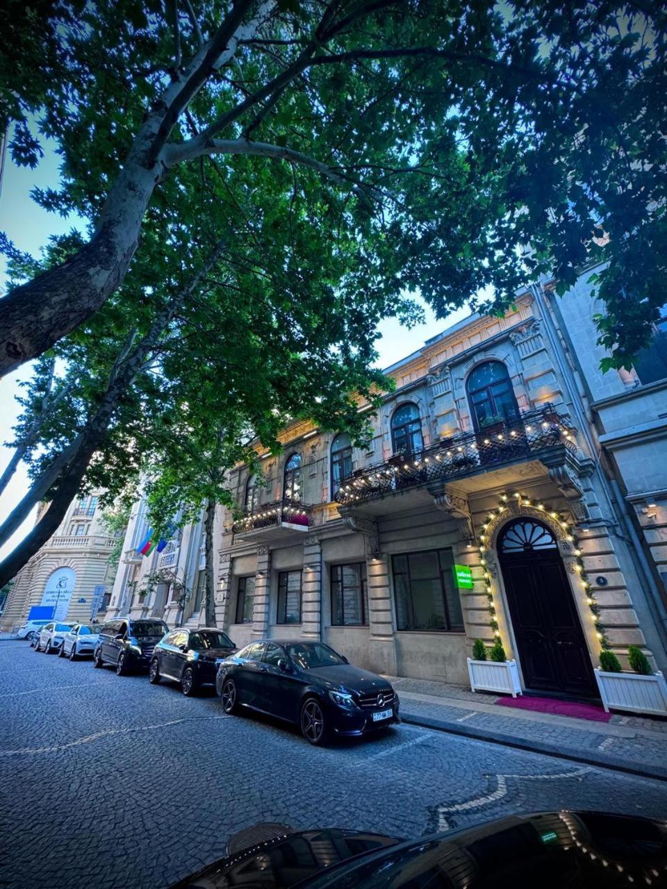 Garden Inn Nizami Hotel Μπακού Εξωτερικό φωτογραφία
