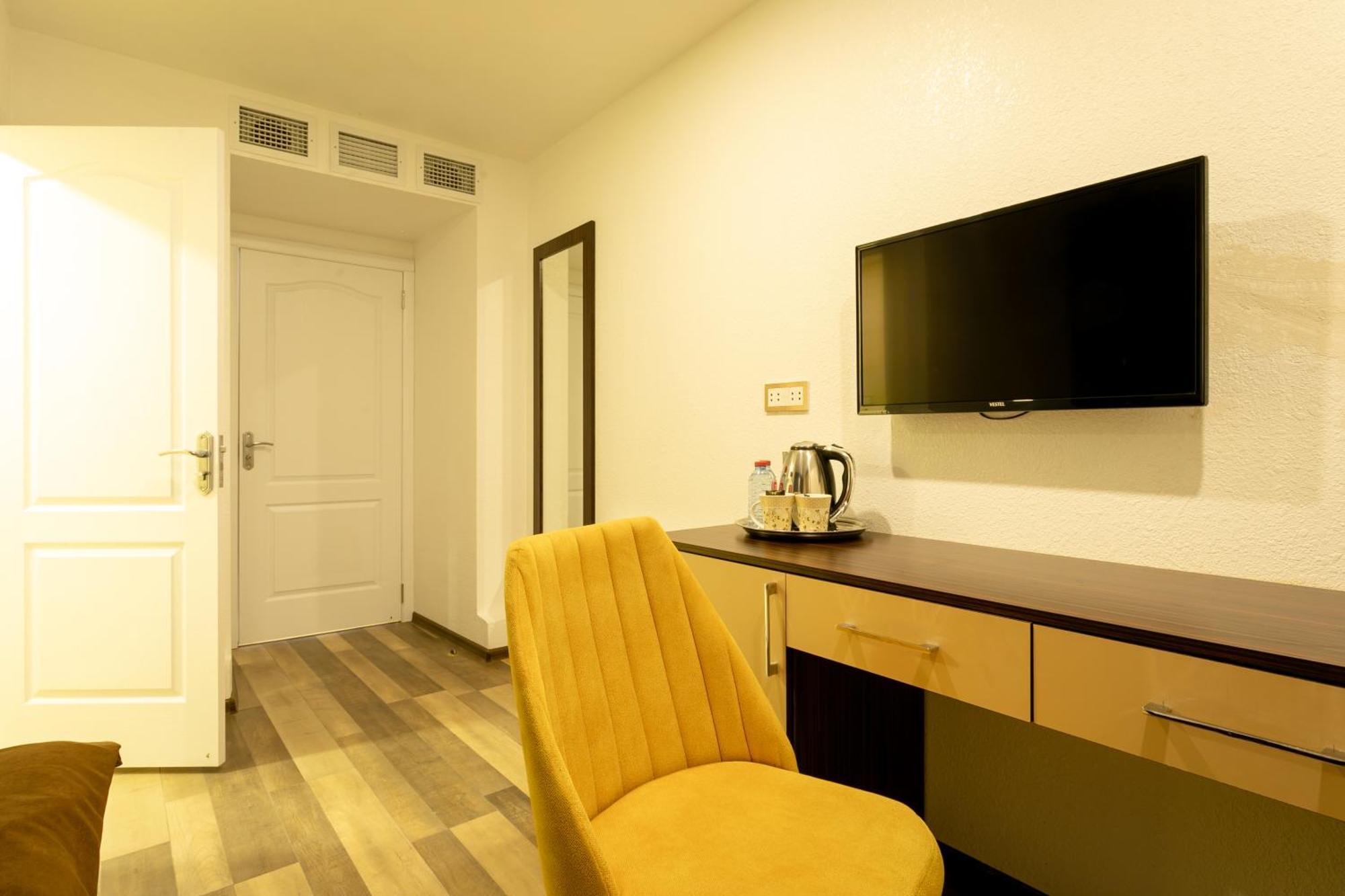 Garden Inn Nizami Hotel Μπακού Εξωτερικό φωτογραφία