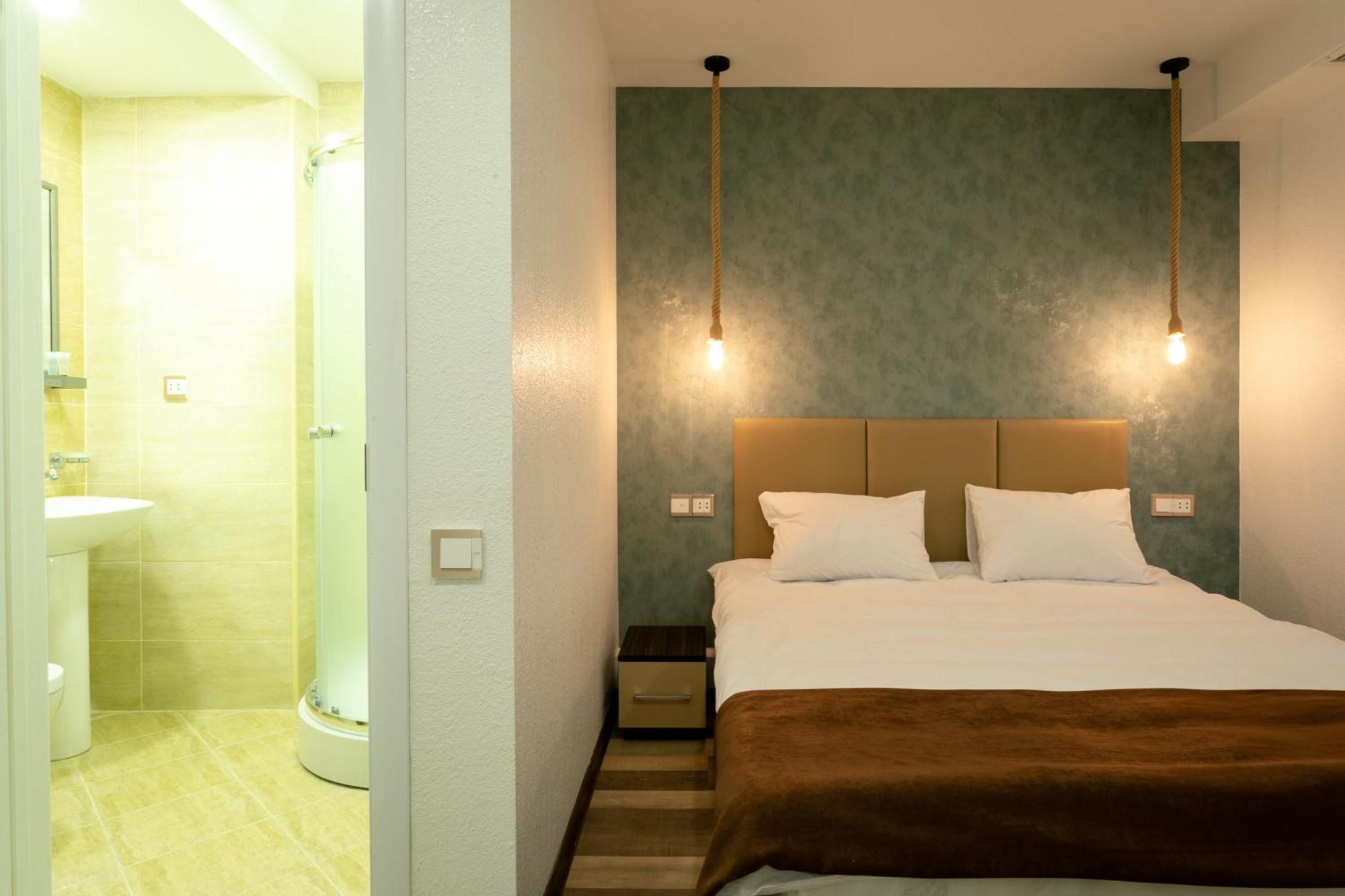 Garden Inn Nizami Hotel Μπακού Εξωτερικό φωτογραφία