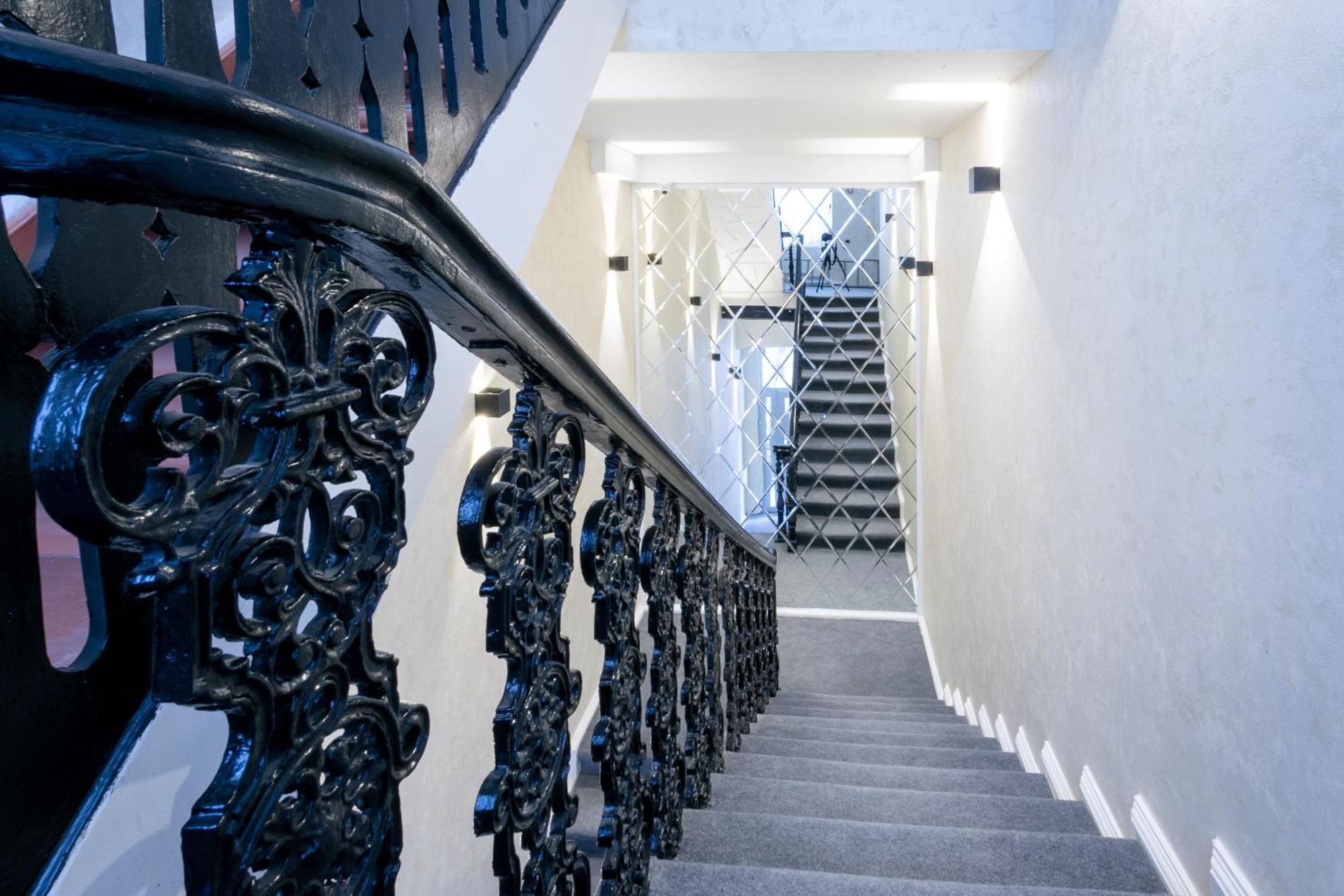 Garden Inn Nizami Hotel Μπακού Εξωτερικό φωτογραφία